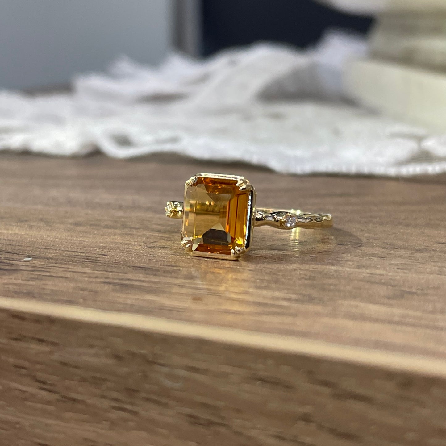 Deco Quest Citrine