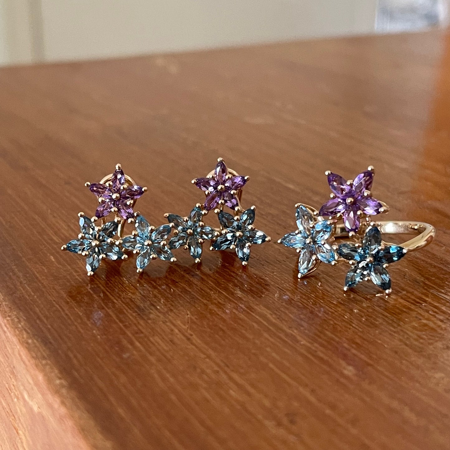 Floral Stars Pair