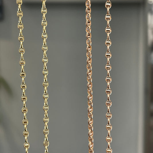 Chic Chain Love
